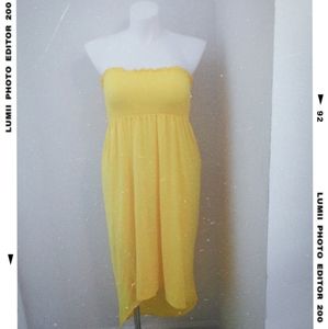 Beautiful yellow dress